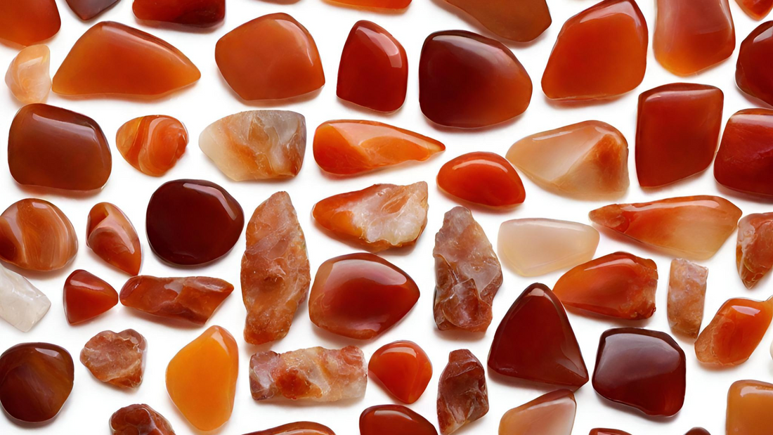 Carnelian Crystal Benefits: Creativity, Courage, Vitality, Emotional Balance.