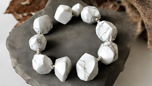 Howlite Crystal Properties: Calmness, Patience, Stress Relief, Emotional Healing.