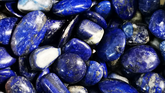 Lapis Lazuli Crystal Properties: Communication, Clarity, Intuition, Emotional Healing.