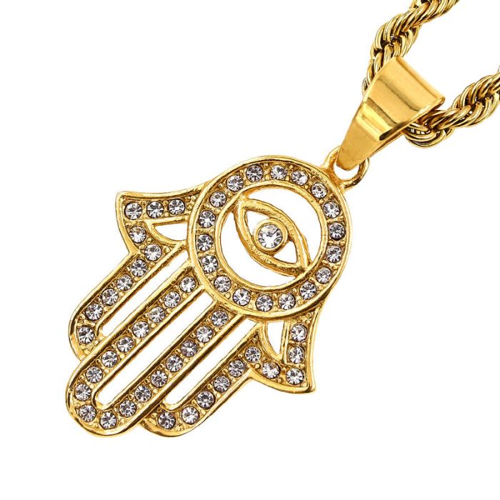 Hamsa Hand Necklace in Gold – Symbol of Protection, Adorned with Cuban Zircons.