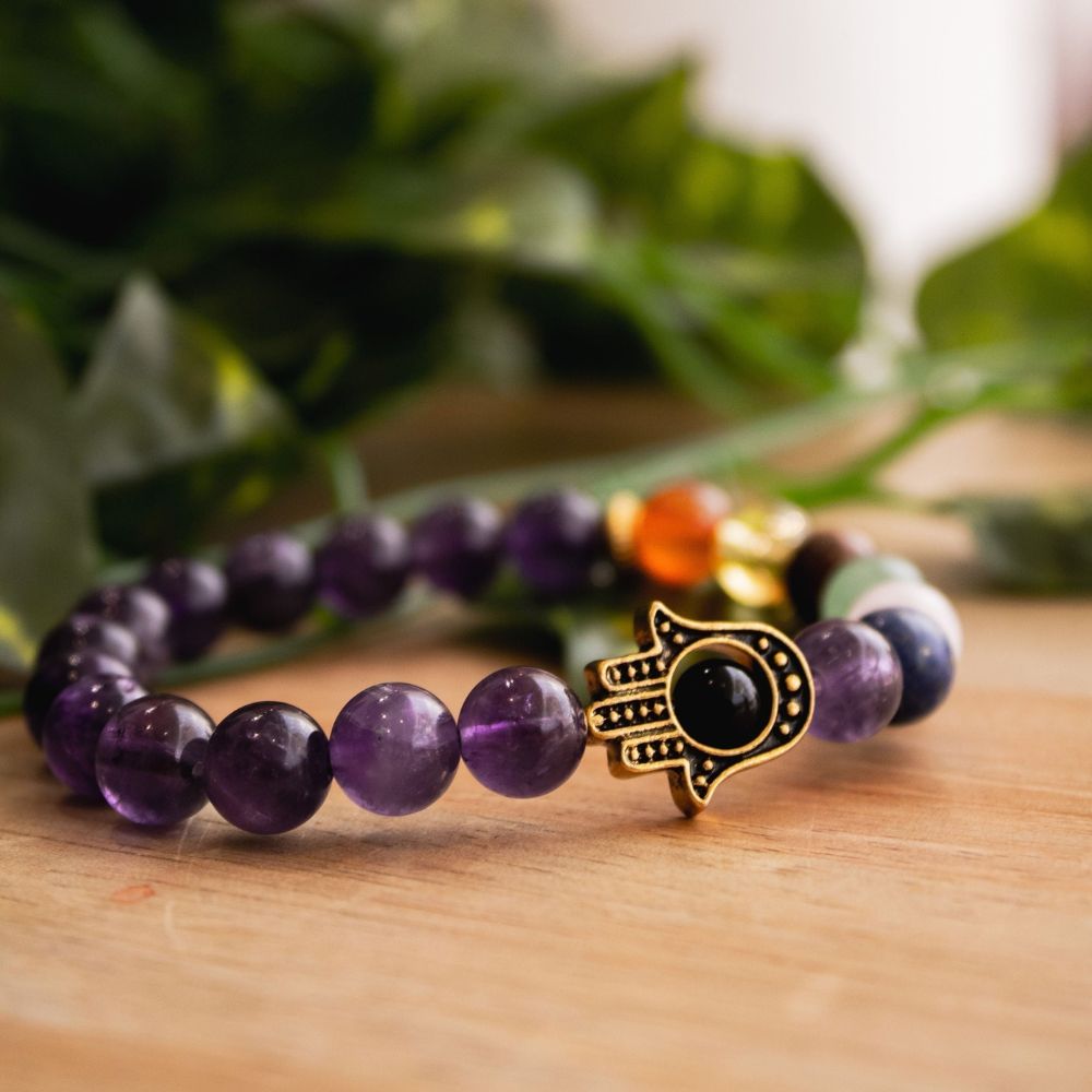 Amethyst Hamsa 7 Chakra Elastic Bracelet - Healing Properties and Chakra Alignment Benefits.