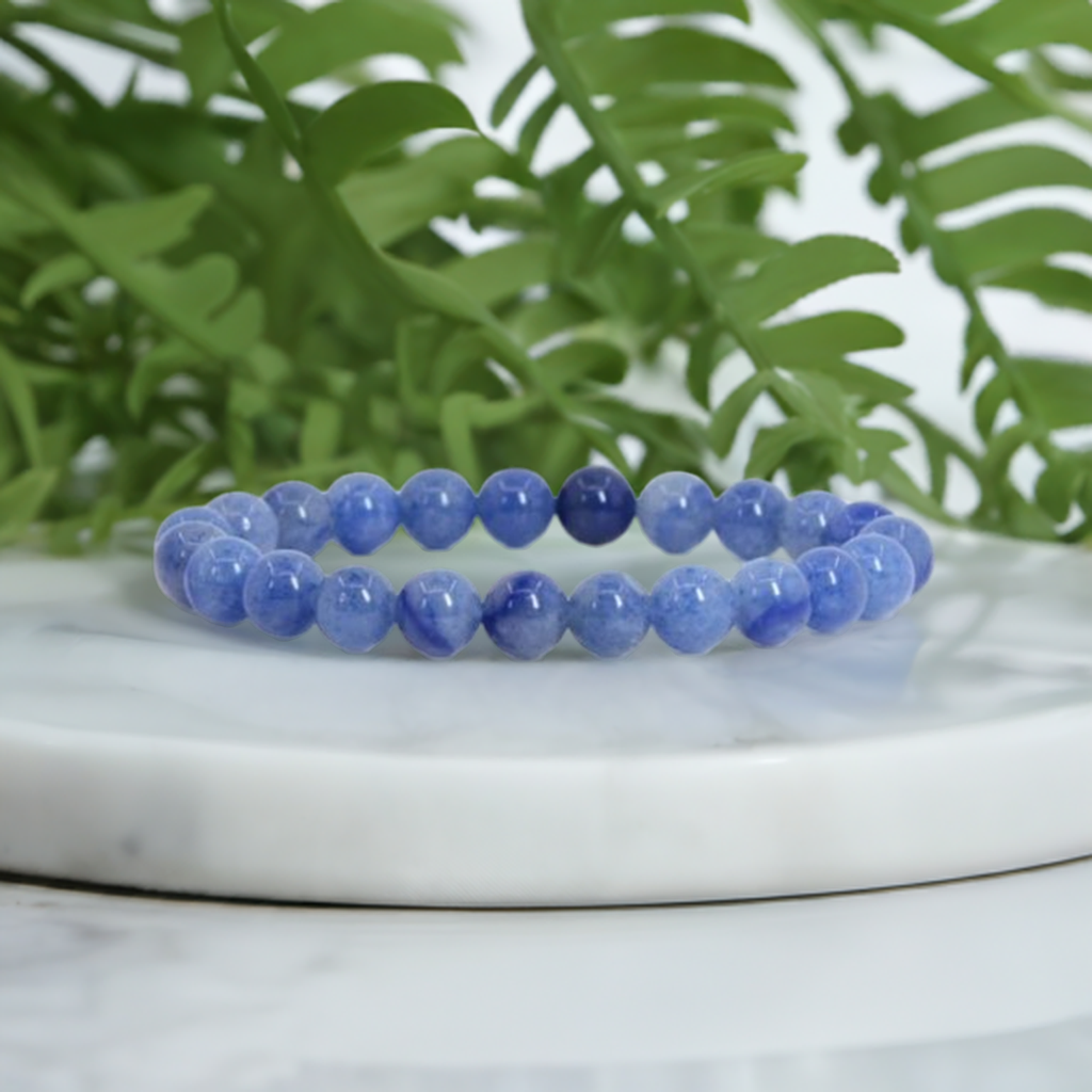 Blue Aventurine Bracelet Benefits – Healing Crystal Jewelry for Clarity and Confidence.