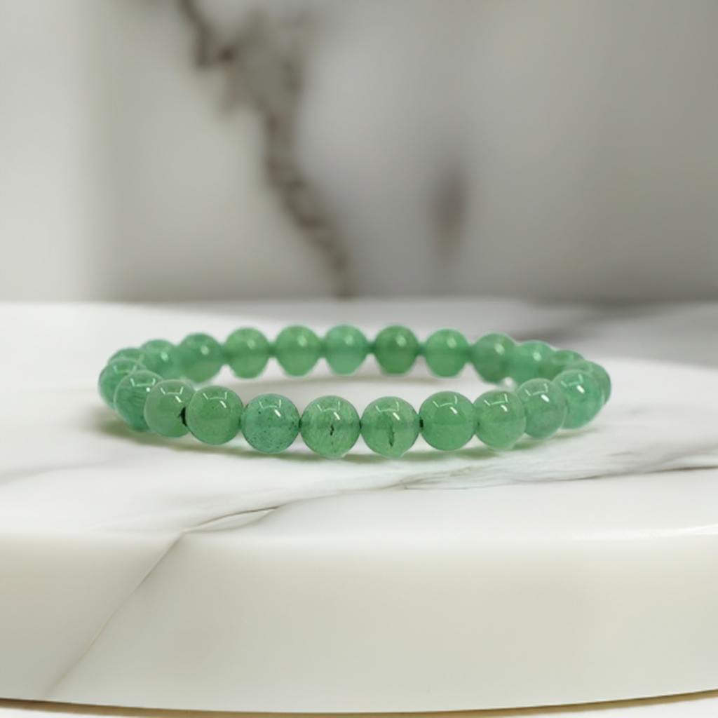 Green Aventurine Bracelet Benefits and Meaning – Real Healing Crystal Jewelry for Luck and Prosperity.